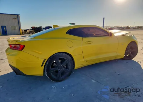 2017 Chevrolet Camaro Lt z USA, uszkodzony, nr VIN 1G1FD1RS2H0124624
